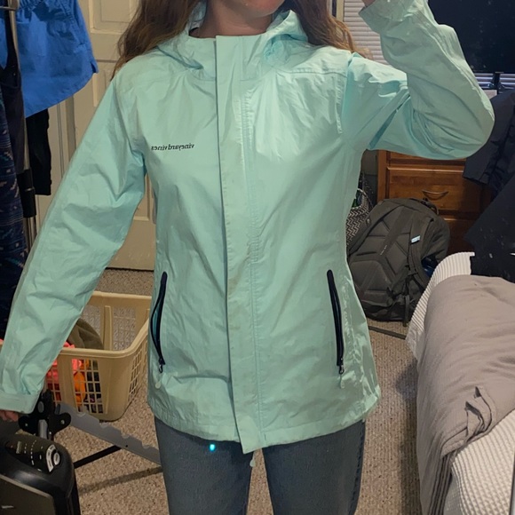 Vineyard Vines Rain Jacket - Picture 1 of 4